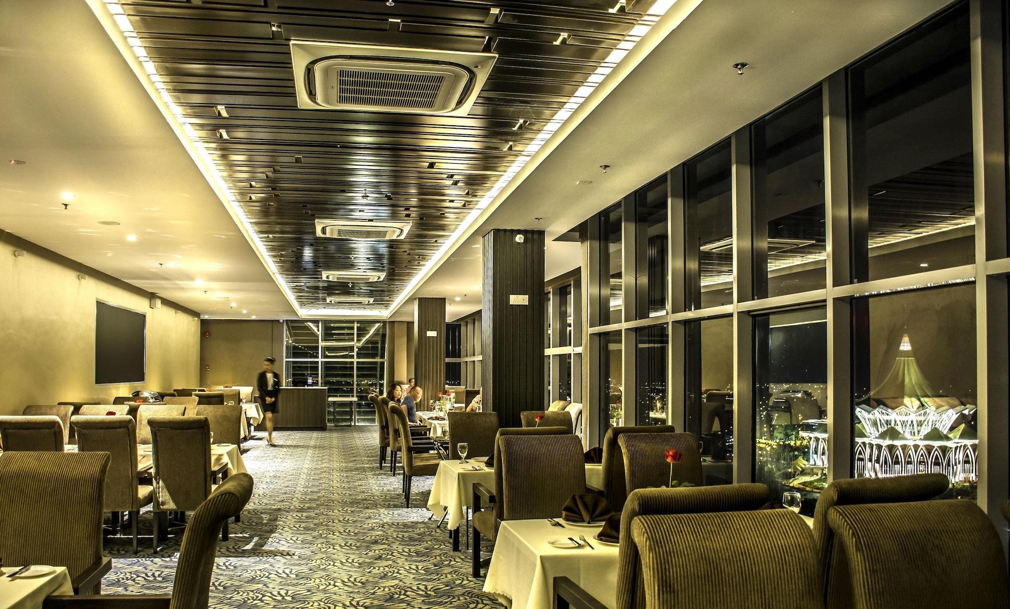 Astana Wing - Riverside Majestic Hotel Kuching Eksteriør bilde