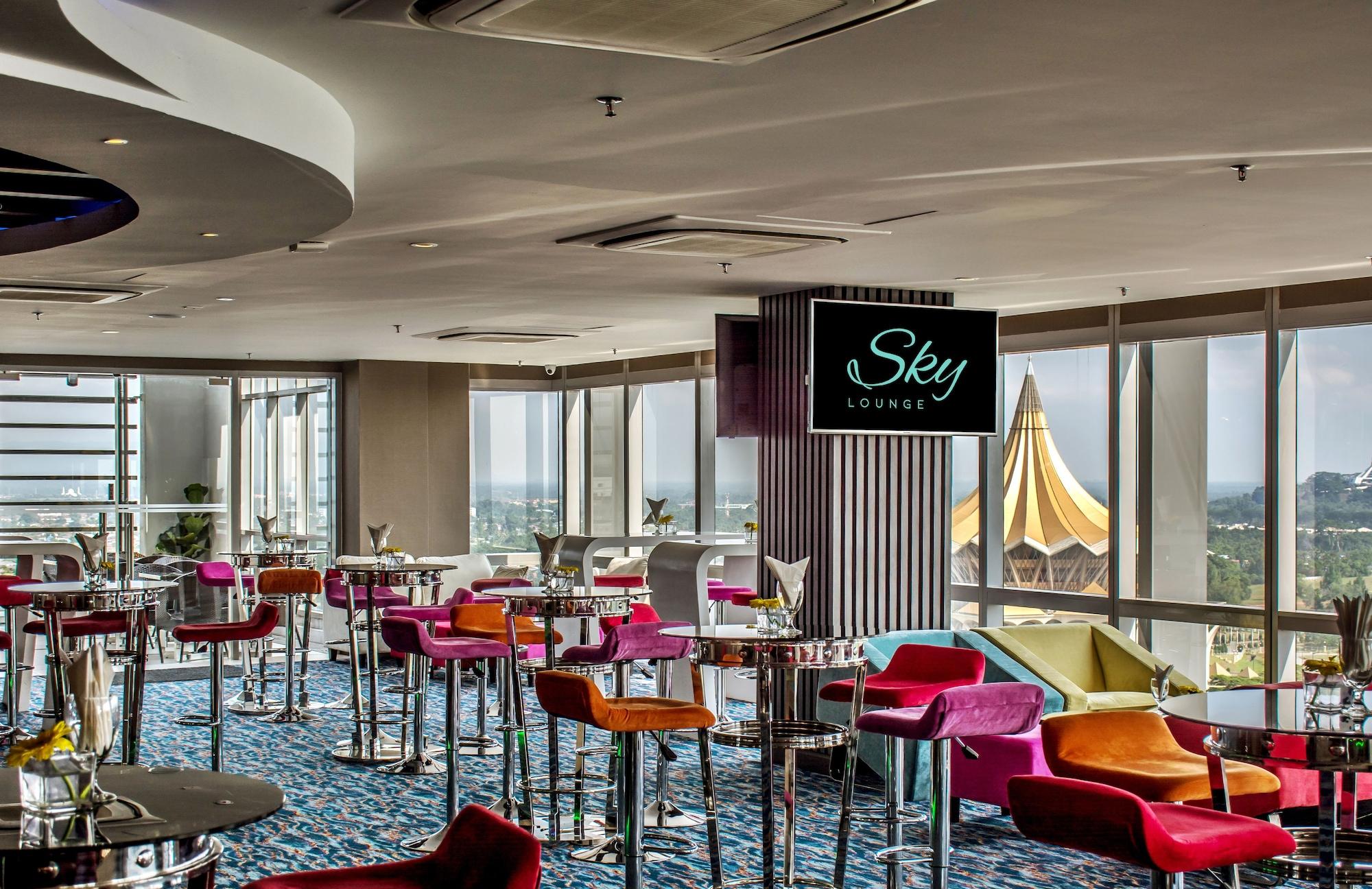 Astana Wing - Riverside Majestic Hotel Kuching Eksteriør bilde