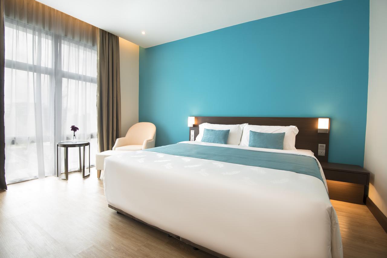 Astana Wing - Riverside Majestic Hotel Kuching Eksteriør bilde